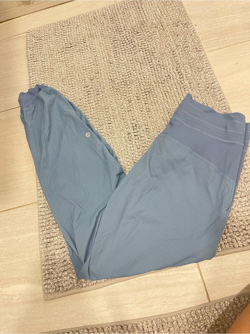 Lululemon Dance Studio Mid-Rise Jogger Full Length 28” Oasis Blue size 4 - Picture 7 of 7